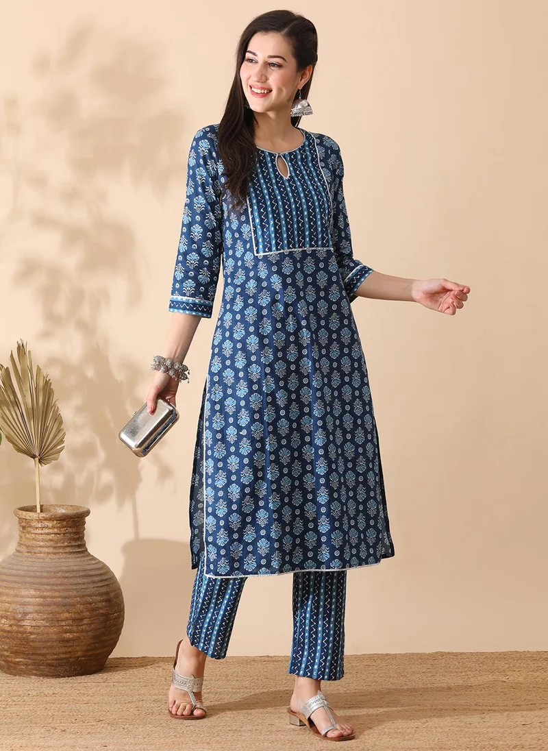 globus Globus Women Keyhole Neck Allover Ethnic Print Straight Kurta & Pants Workwear Set
